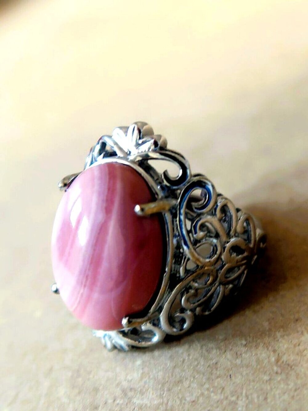 STS 925 "Dreamy Pink Swirl" Chunky Oval Stone Gem Ring Silver Filigree